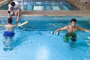 فواید ورزش در آب و آبدرمانی